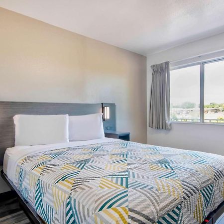 Motel 6-Russellville, Ar ภายนอก รูปภาพ
