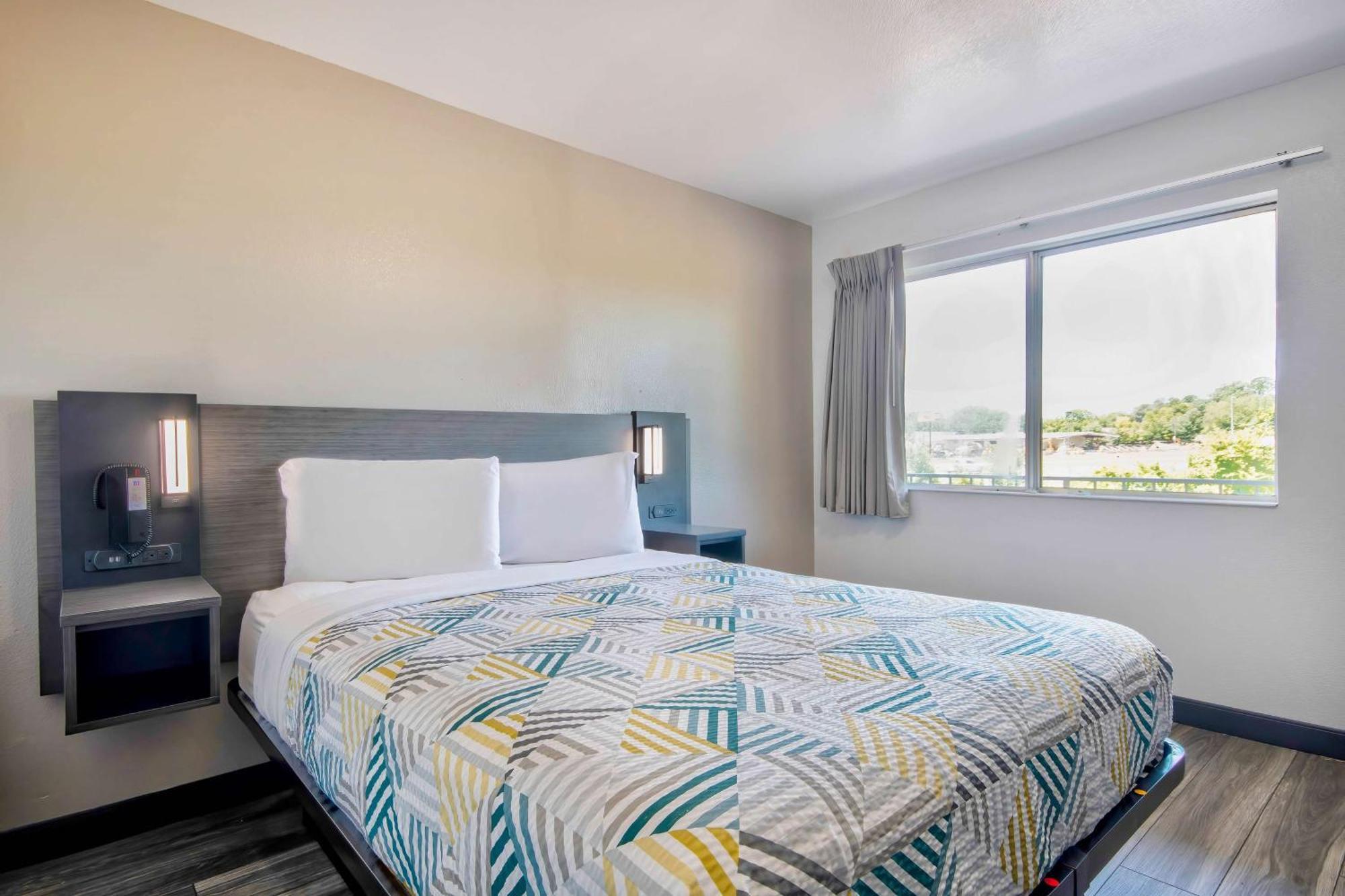Motel 6-Russellville, Ar ภายนอก รูปภาพ