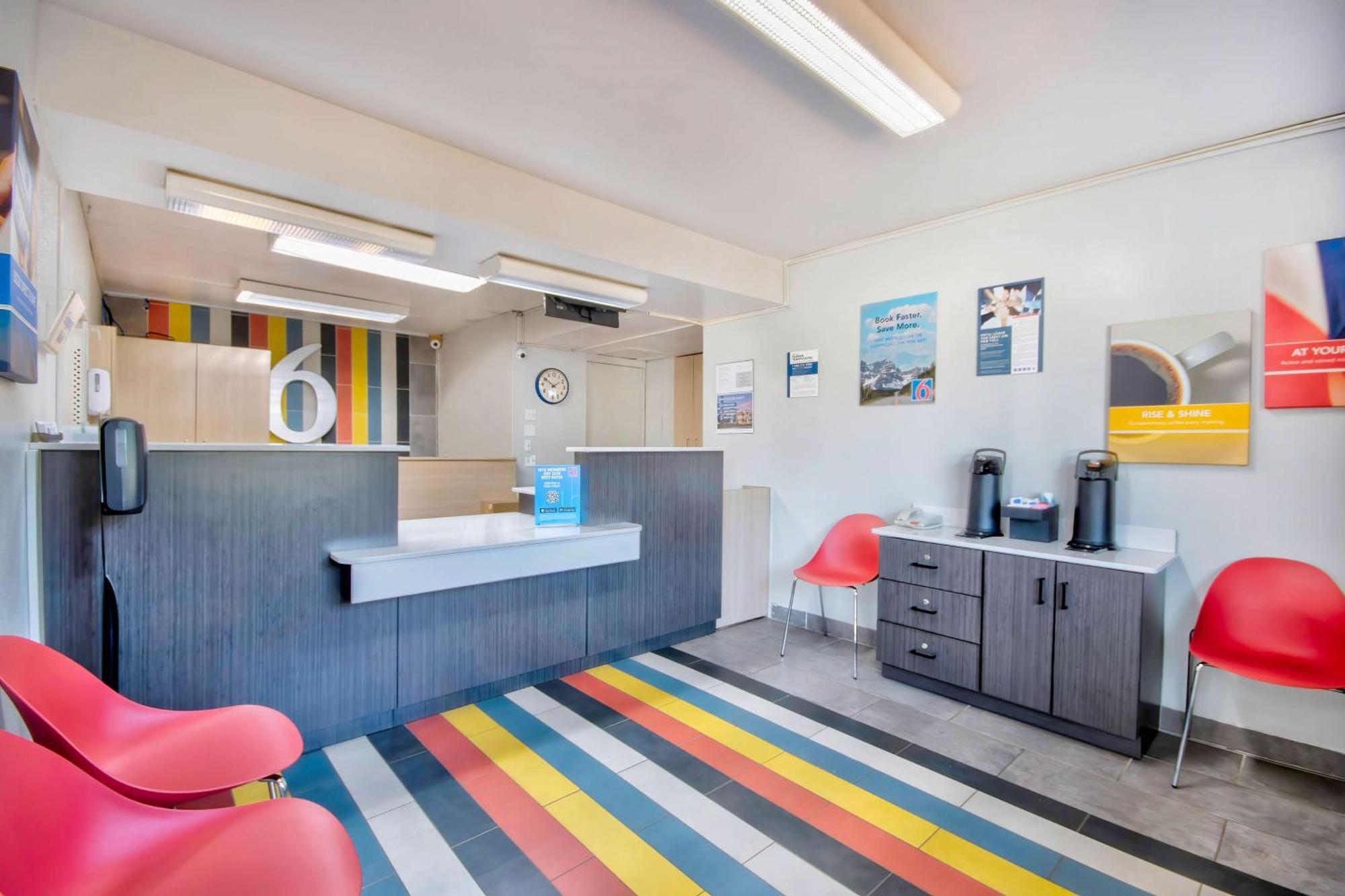 Motel 6-Russellville, Ar ภายนอก รูปภาพ