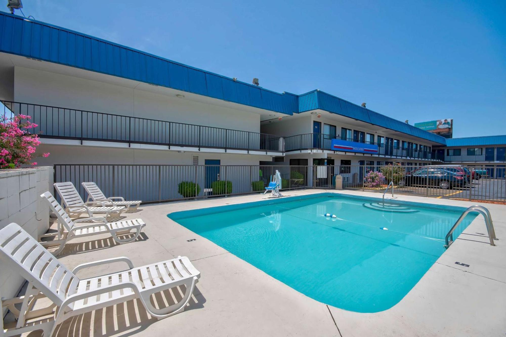 Motel 6-Russellville, Ar ภายนอก รูปภาพ