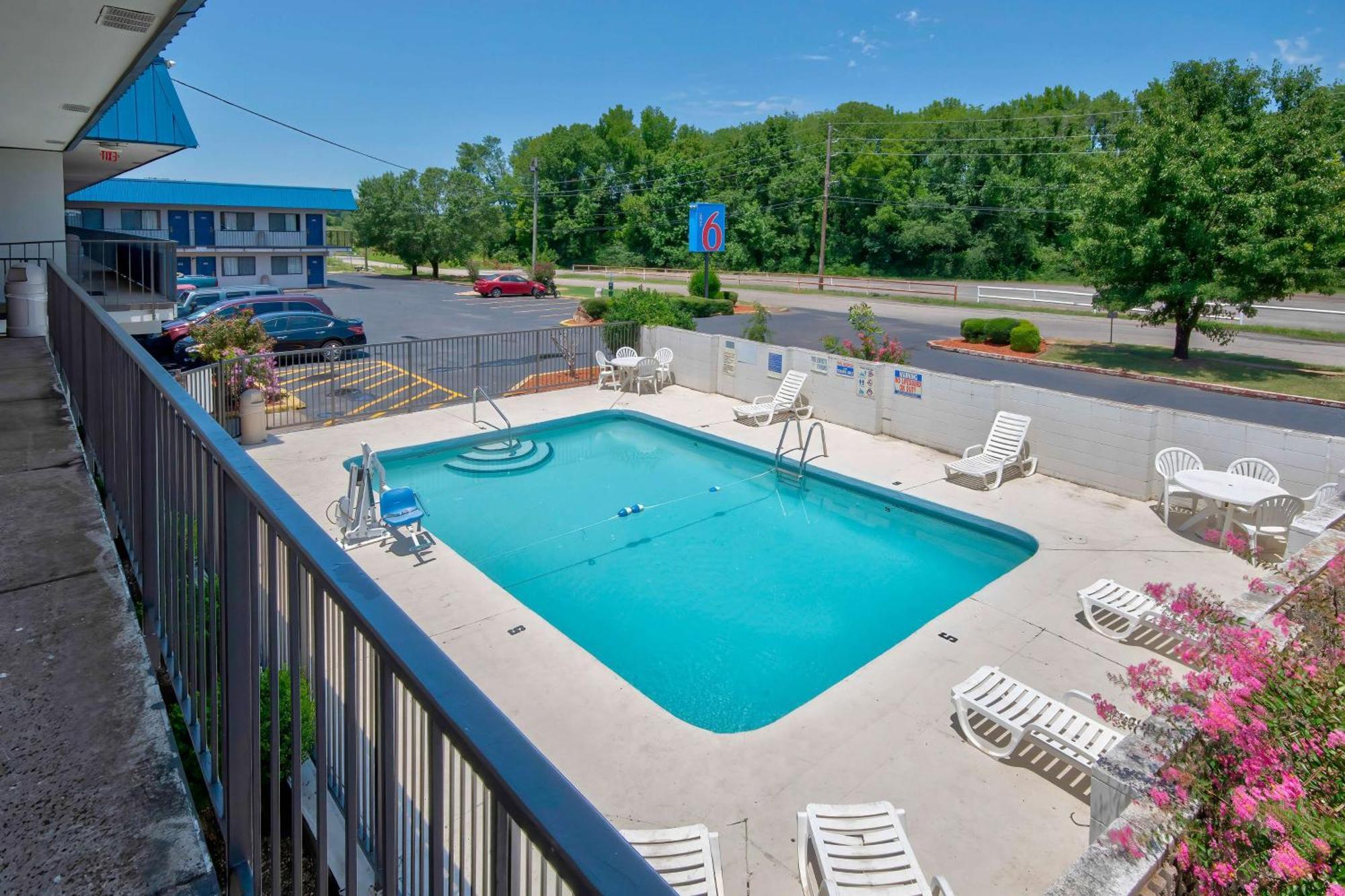 Motel 6-Russellville, Ar ภายนอก รูปภาพ